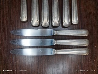 9 Cuchillos Antiguos Mango de Plata