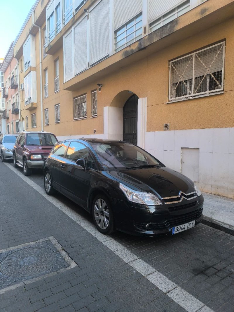 Citroen C4 2005 - foto 1