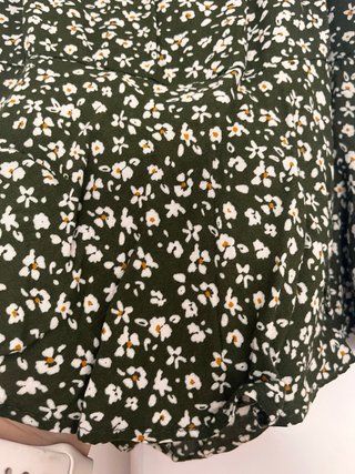 Falda-pantalón Zara floral verde talla S