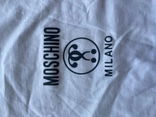 Maglia Moschino bianca con ricami neri