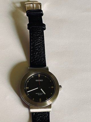 Reloj Seiko V732 Vintage Negro/Dorado