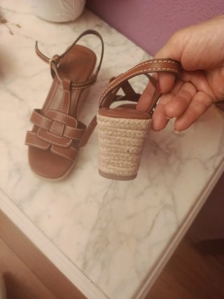 Sandalias Marrones