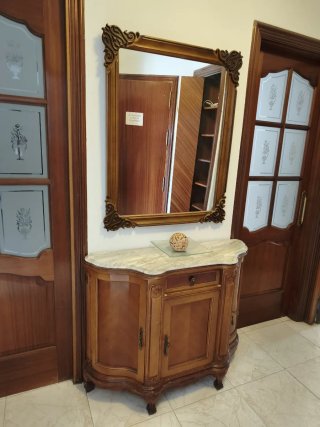 Mueble recibidor con espejo