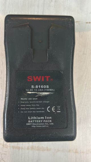Batteria SWIT S-8160S 14.4V 13.2Ah 190Wh