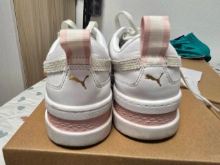 2 Zapatillas Puma Mujer Talla 36 diferente color