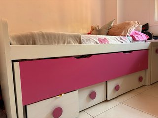 Cama nido con cajones y diseño infantil