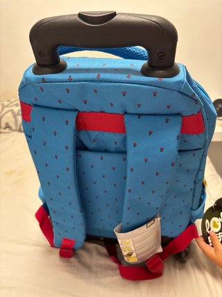Mochila Busquets azul con parches