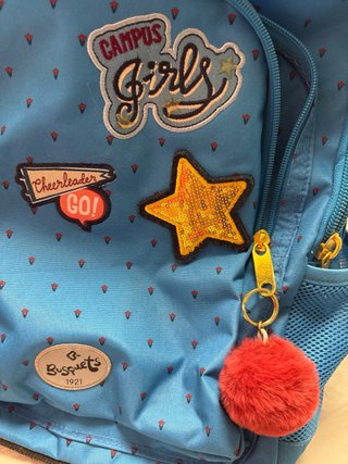 Mochila Busquets azul con parches