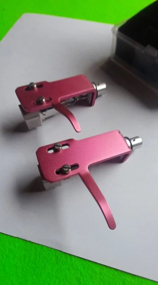 2 Cápsulas de aluminio, Anodizadas AT-3600L