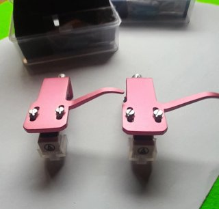 2 Cápsulas de aluminio, Anodizadas AT-3600L