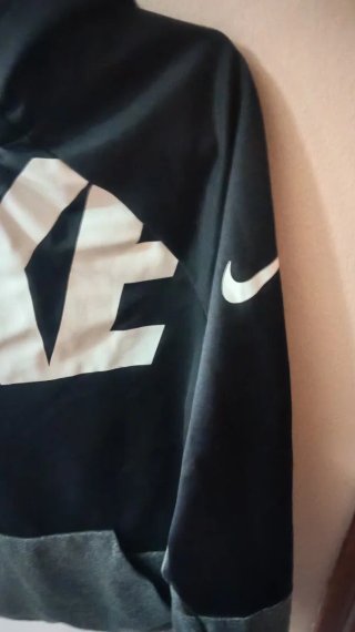 Sudadera Nike Negra y Gris