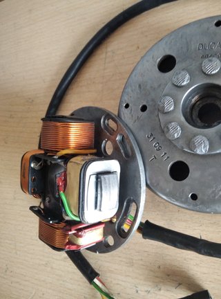Volante magnético electrónico Ducati 12V