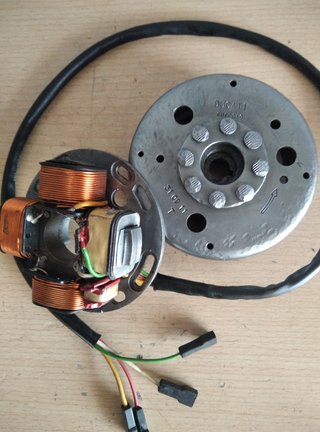 Volante magnético electrónico Ducati 12V