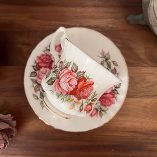 Taza y plato porcelana Royal Albert