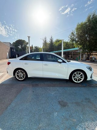 Audi A3 Sedán S line 35 TDI S tronic 150 CV