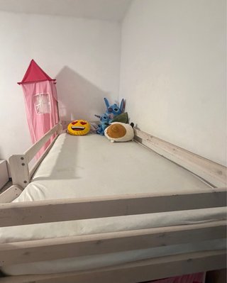 Cama alta infantil madera con tobogán