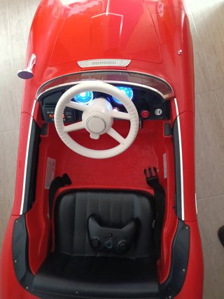 Coche eléctrico infantil BMW