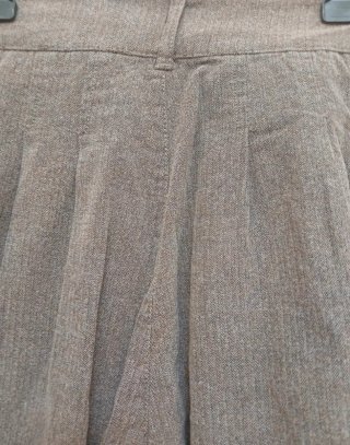 Pantaloni marroni alla turca