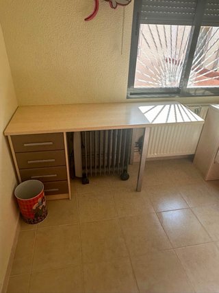 Cama nido con cajones, baúl, Escritorio y estante