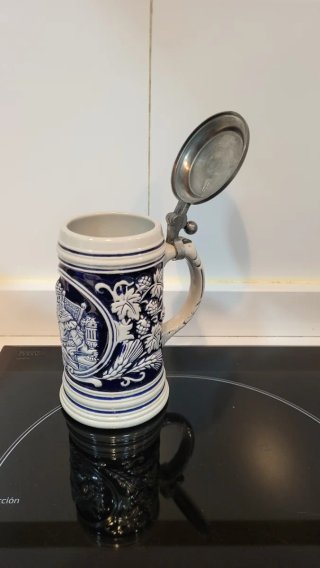 Jarra de cerveza con tapa SÓLO recoger