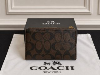 Cartera Coach Marrón y Dorada