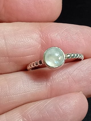 Anillo Plata de Ley con Piedra luna
