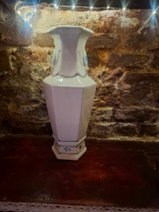 Jarrón antiguo chino de cerámica