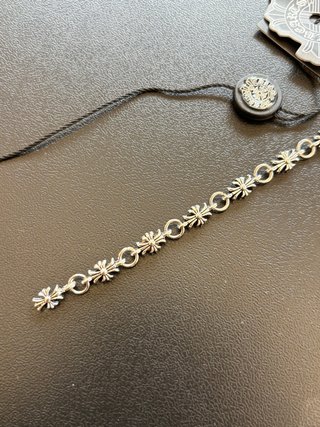 Bracciale Chrome Hearts con maglie a croce
