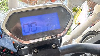 Moto Eléctrica Chopper Negra estilo citycoco