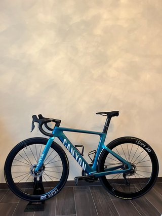 Bicicleta da strada Canyon Aeroad CF SLX Di2