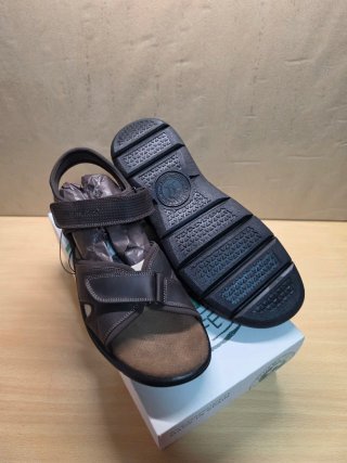 Sandalias Panama Jack Marrones