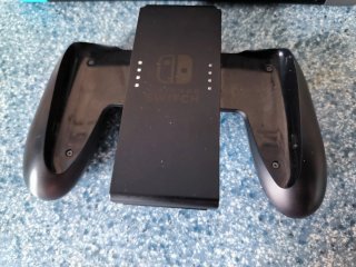 Nintendo Switch V2 + Joycons