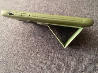 Funda iPhone 11 con soporte imantado