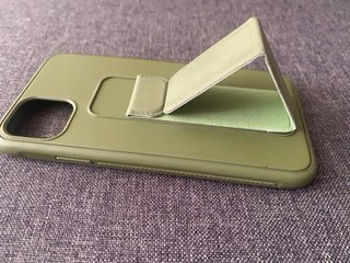 Funda iPhone 11 con soporte imantado