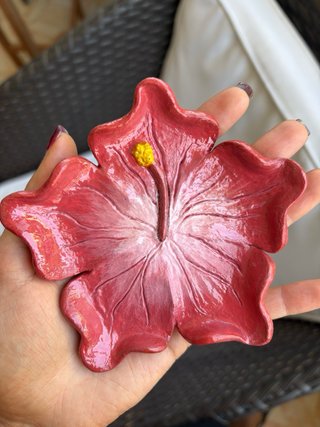 Hibisco em cerâmica fria