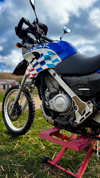 BMW F650GS Dakar Azul y Blanca