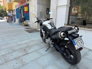 Yamaha MT-01 Naked