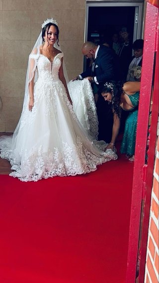 Vestido de Novia Blanco con Cola