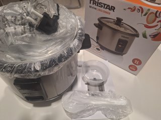 Arrocera Tristar RK-6144 1L con vaporera