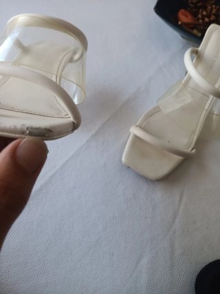 Sandalias Pull&Bear blancas