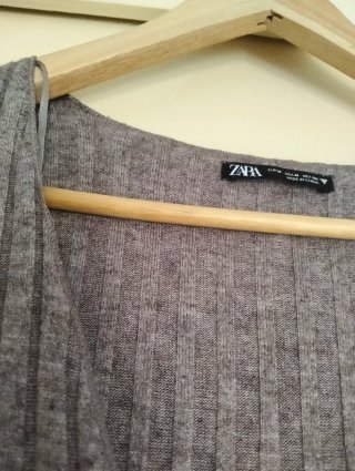 Vestido largo punto Zara gris