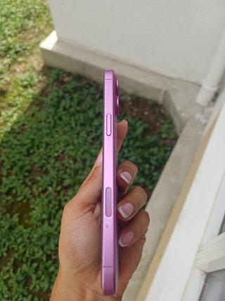 iPhone 16 Plus 128GB Rosa/Morado Como Nuevo