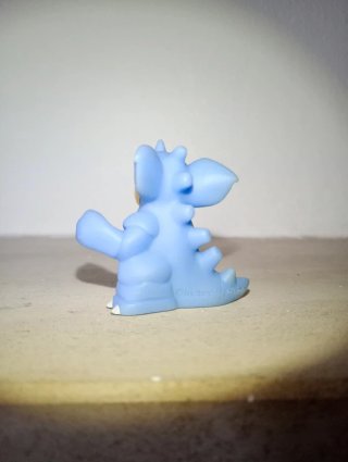 Pokémon finger puppet toy pokémon Nidoqueen bandai