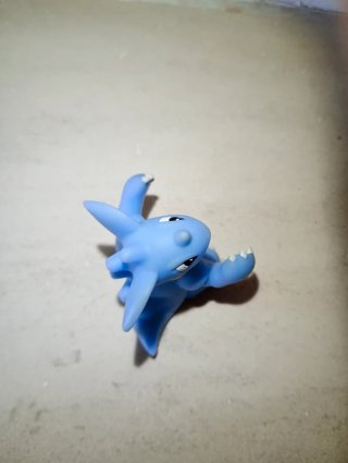 Pokémon finger puppet toy pokémon Nidoqueen bandai