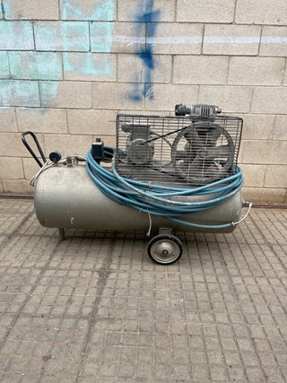 Compresor de aire con manguera