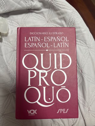 Diccionario ilustrado latín-español/ español-latín