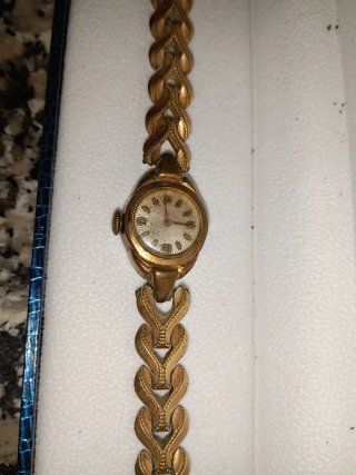 Reloj de señora antiguo chapado en oro años 1975