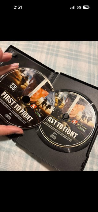 Juego PC First to Fight CD-ROM