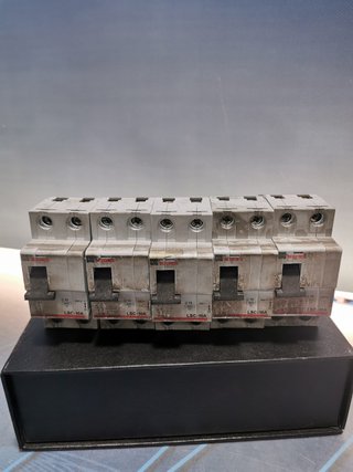 Lote 5 Interruttori Automatici Magnetotermici, MEDEX, LSC-10A