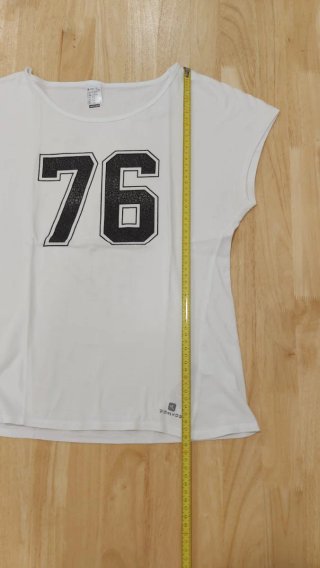 Camiseta Blanca Decathlon Número 76